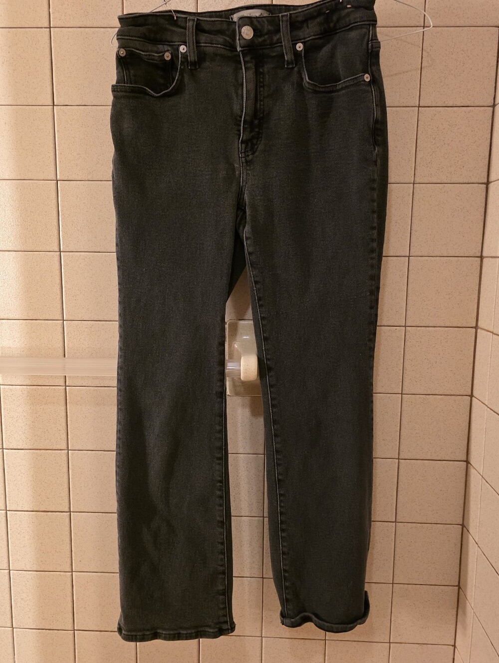 Madewell Women’s Black Straight-Leg Jeans